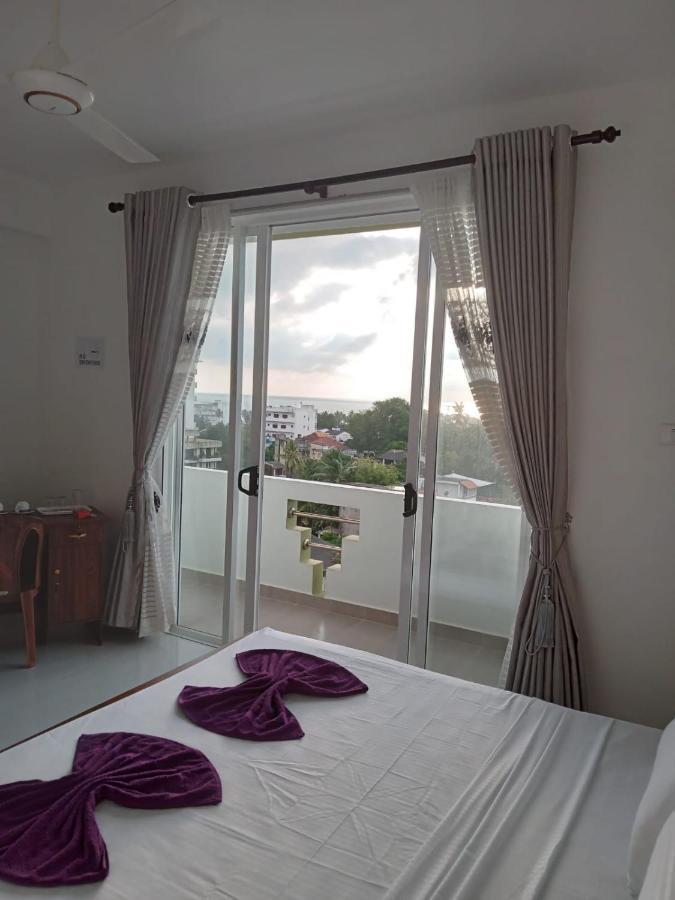 Para Inn Residence Dehiwala-Mount Lavinia Exterior foto