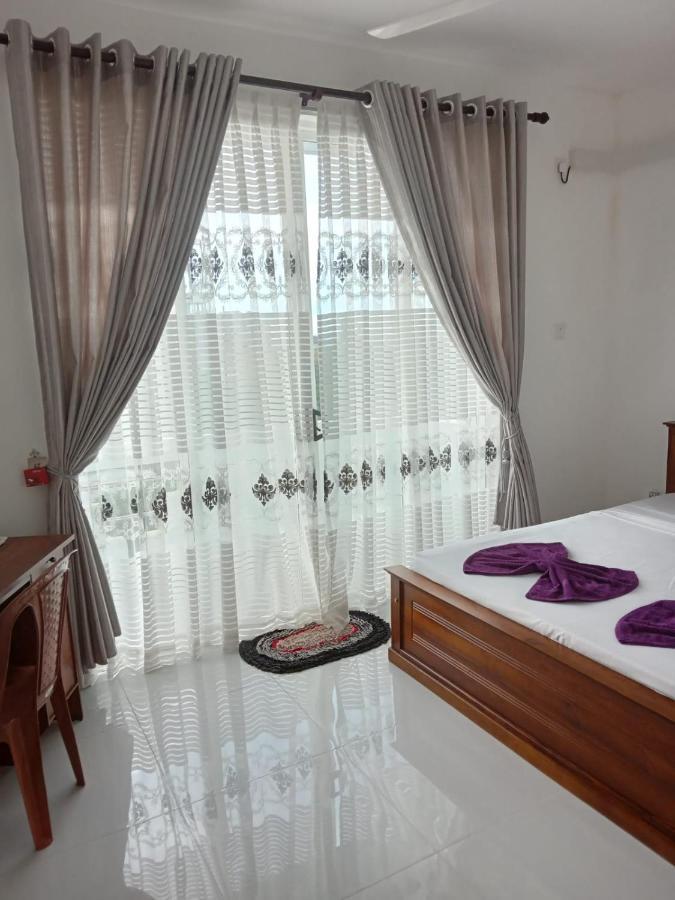 Para Inn Residence Dehiwala-Mount Lavinia Exterior foto